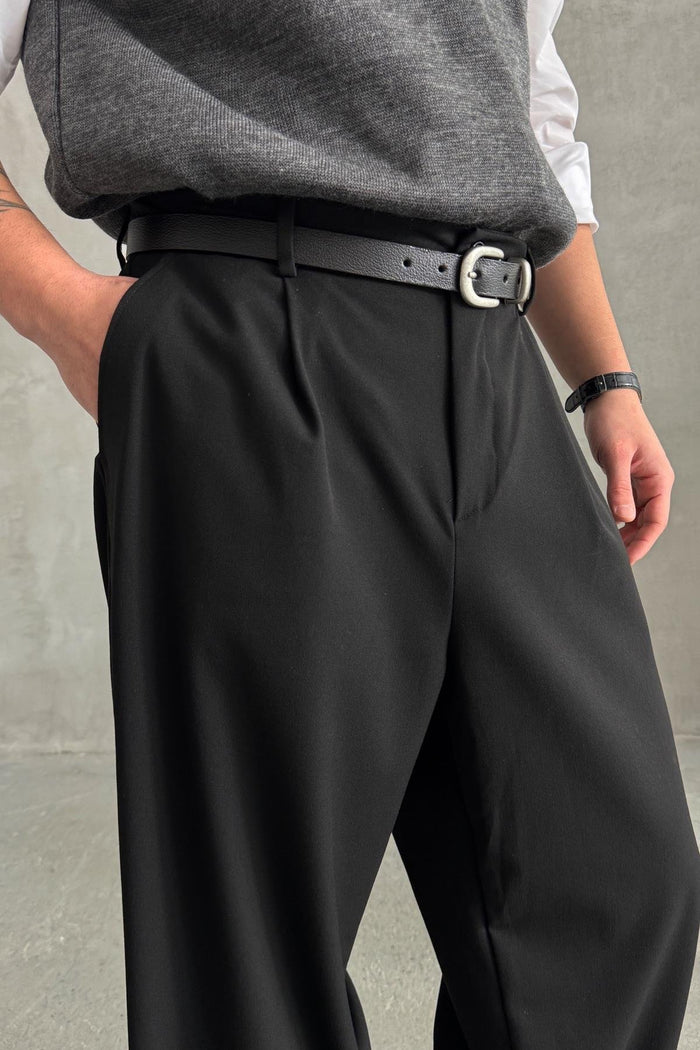 Erkek Pileli Ekstra Baggy Kalıp Kumaş Pantolon Siyah
